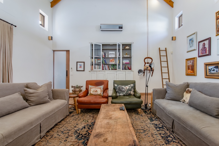 4 Bedroom Property for Sale in Lemoenkloof Western Cape